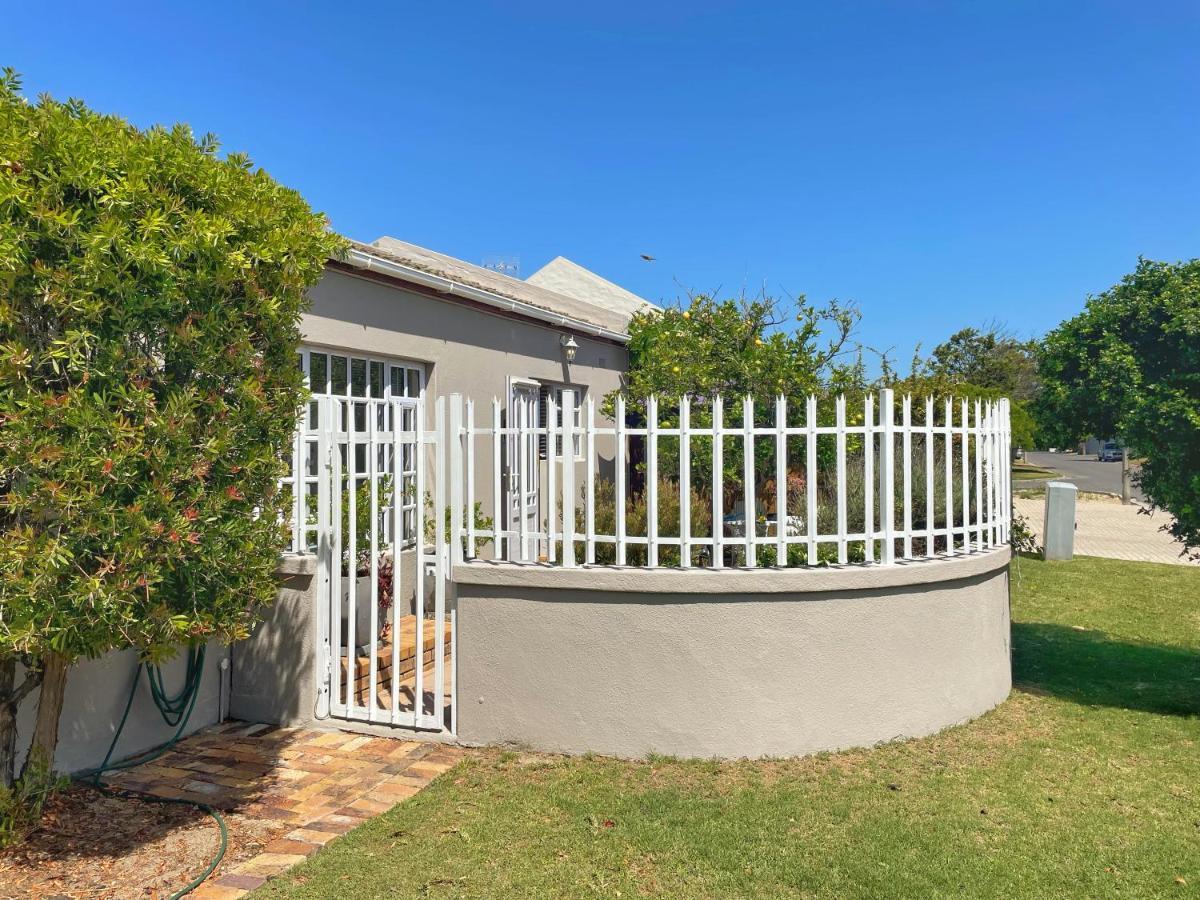 Lemon Tree Cottage Edgemead Exterior photo